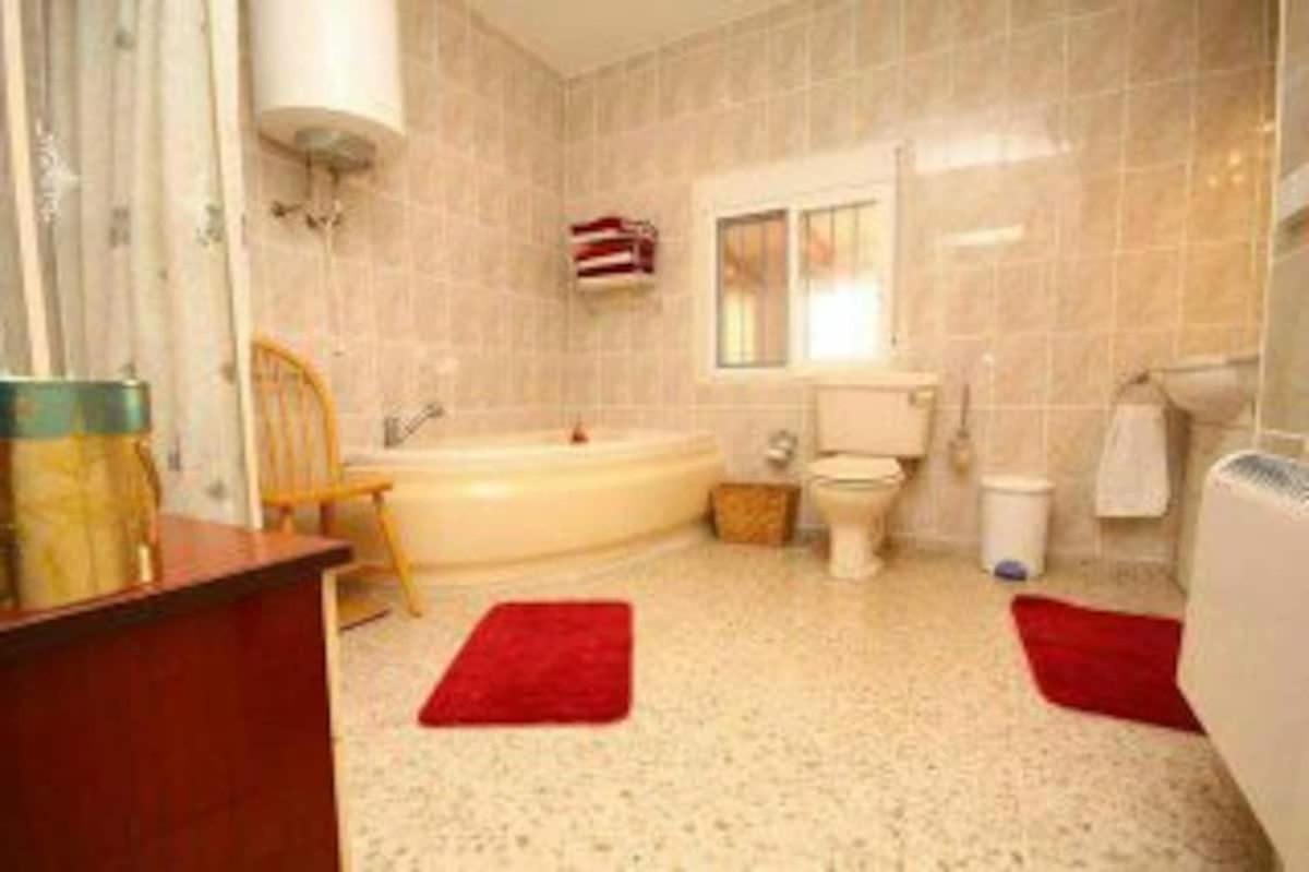 Recovery Mountain 2 Separate Beds In Room B&B Аликанте Екстериор снимка