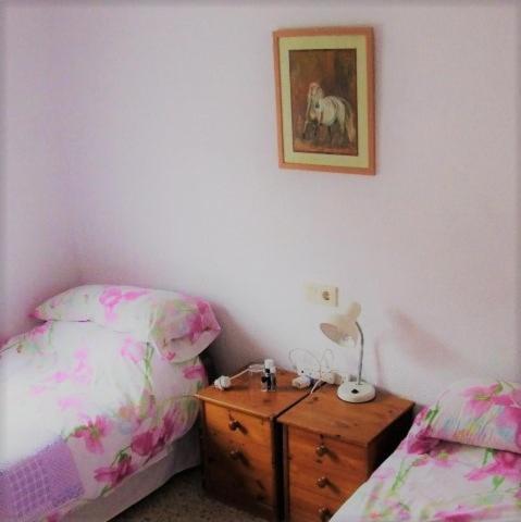 Recovery Mountain 2 Separate Beds In Room B&B Аликанте Екстериор снимка